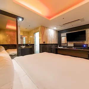 Signature Seoul